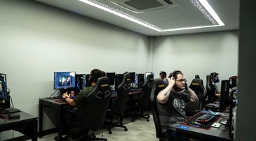 game di động F8bet Poker